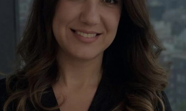 إنجاز لبناني من ميشيغان: نادين شامي بزي تحلق بين أفضل 100 معلمة في العالم