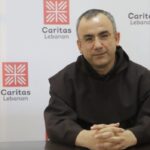 مسيرة مضيئةكاريتاس لبنان الوجه المضيء يرمم الشقوق في جدار الوطن بالرحمة، ويمدّ الجسور بين القلوب بالمحبة
